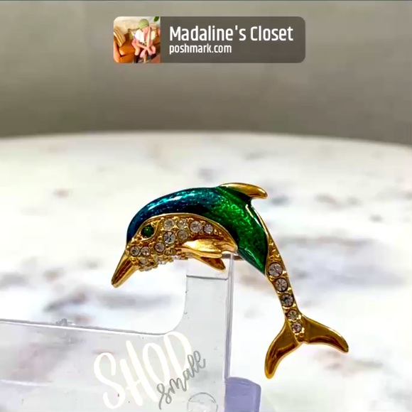 Krementz Gold Dolphin Brooch - Picture 1 of 13